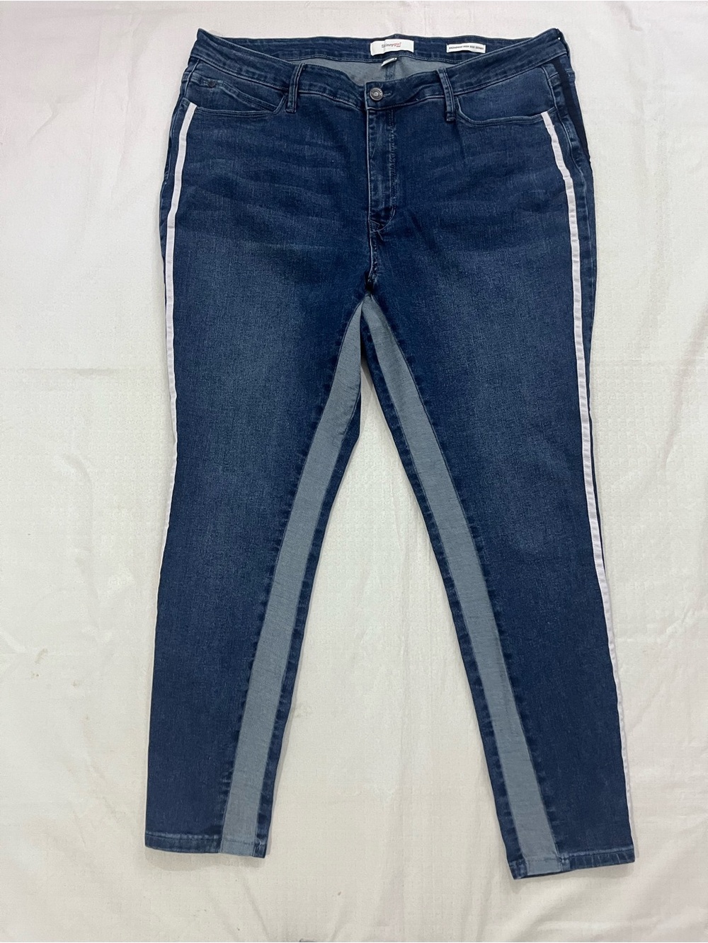 Skinnygirl Dark Blue Skinny Jeans with Light Blue & White Side Stripes size 22W